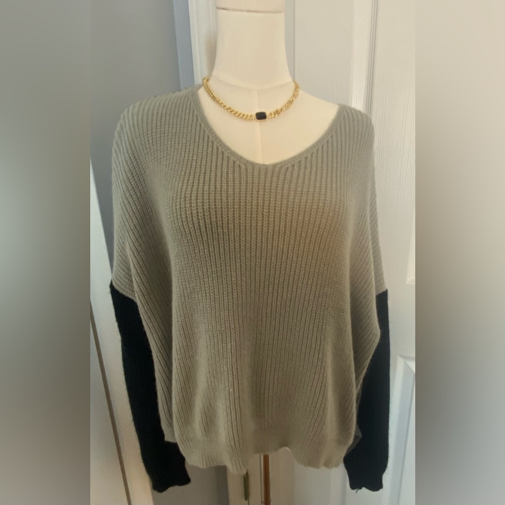 SHEIN Women's Color Block Sweater